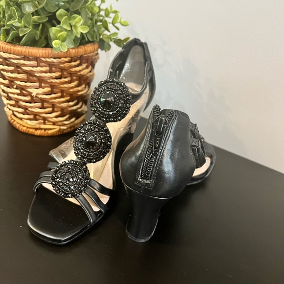 Vince Camuto BAYLE Wedge Heels Black with black sparkles jewel’s - Picture 5 of 12